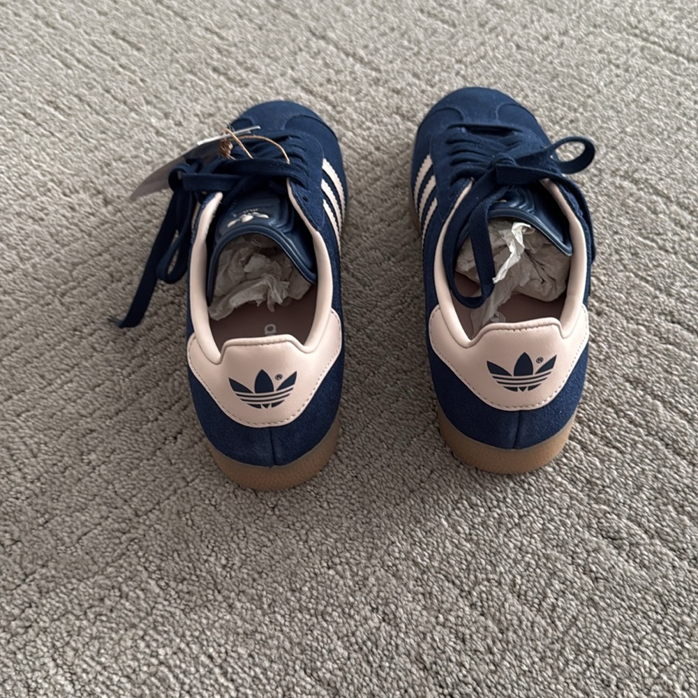 Adidas Gazelle Blue and taupe sneakers . Brand new - Picture 3 of 3